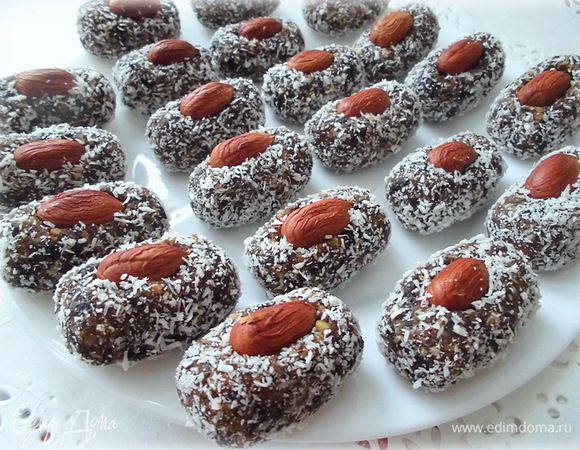 Немного охладить конфеты и подавать.
Приятного аппетита!