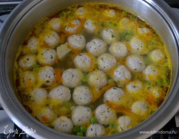 Проварить все вместе еще минут 5.