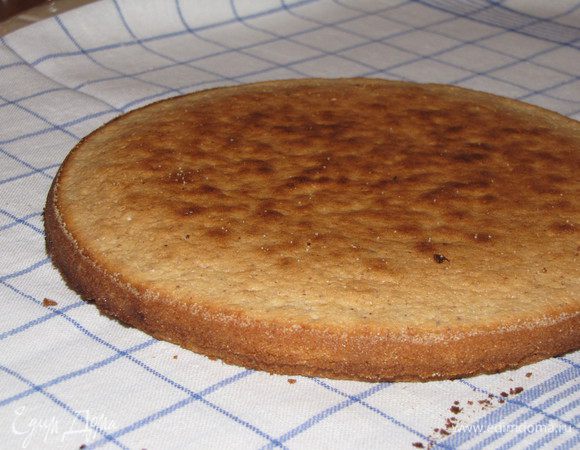 Выпекать 7 минут (я выпекала до сухой спички). 