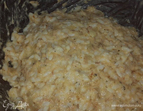 Вымешиваем фарш до однородности.