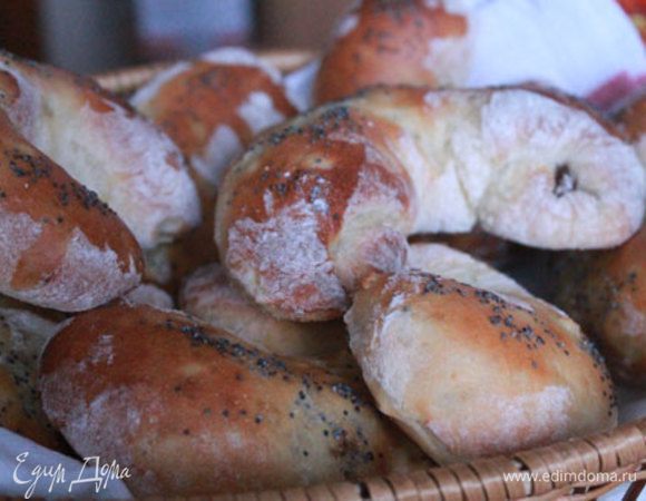 Выпекать в разогретой духовке при 180 градусах 18-20 минут.