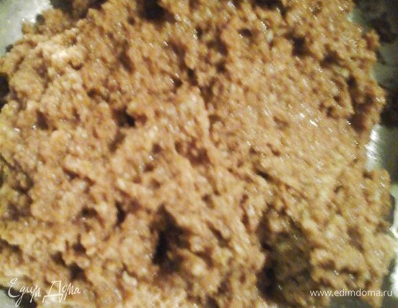 Делаем начинку: в глубокой посуде смешать все ингредиенты (миксером). Я делала в ручную, ох как рука устала.