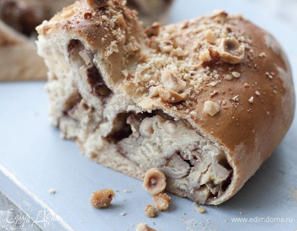 Выпекать в разогретой духовке 40 минут.