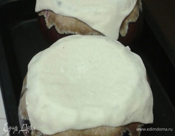 Накрываем горшочек (если у вас есть термо-щуп, опускаем его в горшочек)