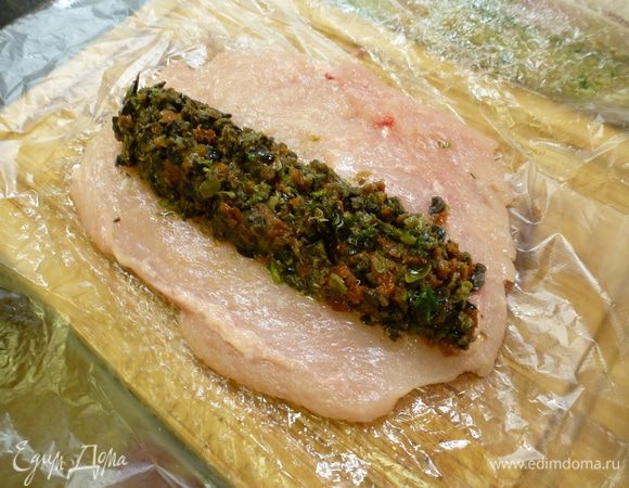 Либо по центру.