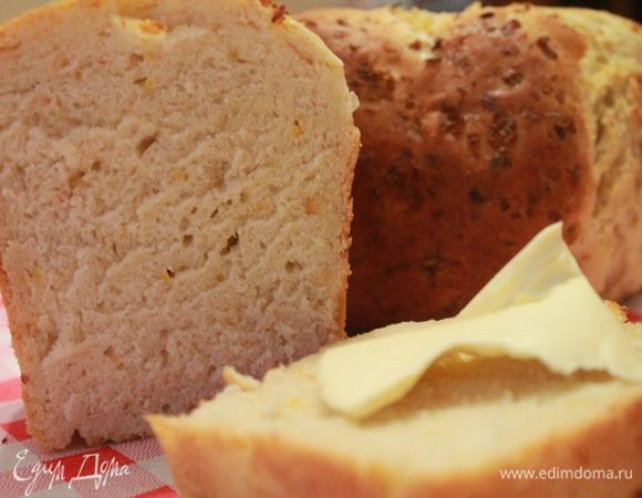 Тёплый , ароматный хлебушек с маслицем...
Угощайтесь!