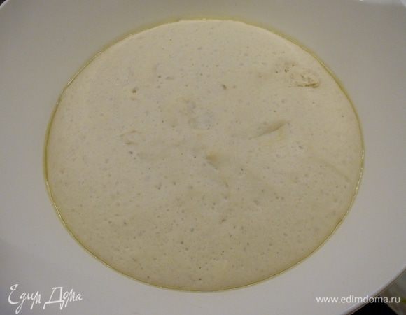 Через час тесто хорошо поднимется.