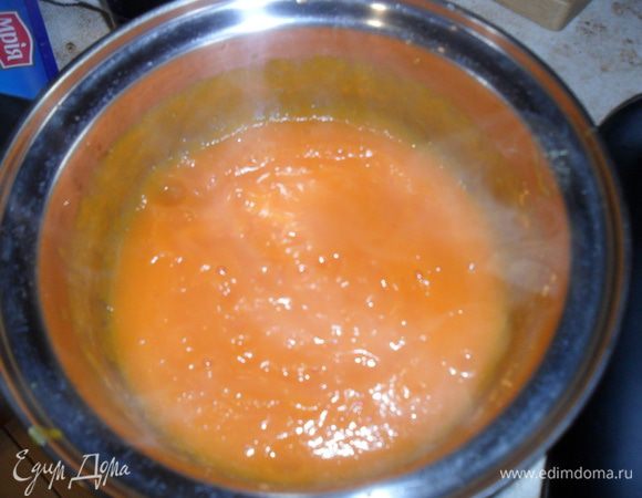 Взбить тыкву блендером в пюре.