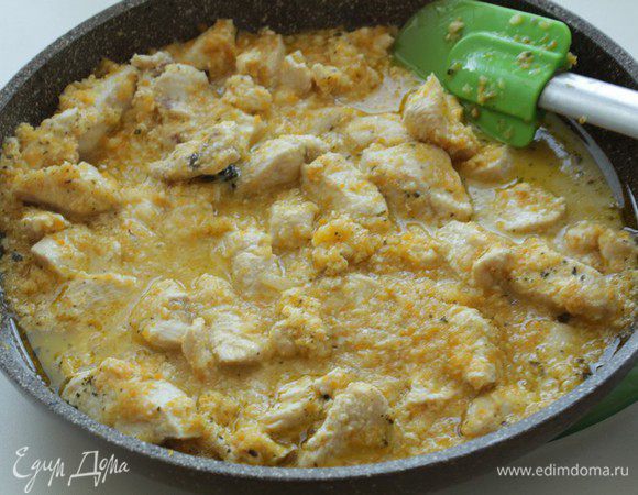 Снять с плиты. Подавать с рисом или спагетти.