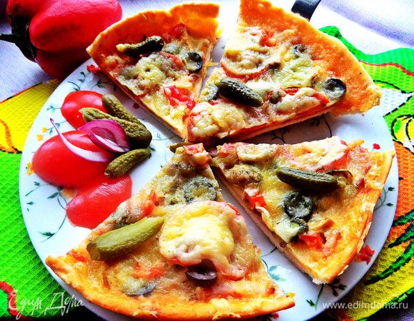 К утру от каждой из трёх пицц осталось по половине, вот и сделала фото :)