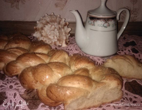 Через 50 минут наша хлебная коса готова. Приятного аппетита!