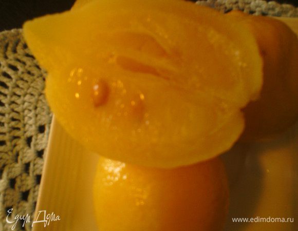 Перед употреблением промыть. 
А вот так лимоны выглядят через 4 недели. 