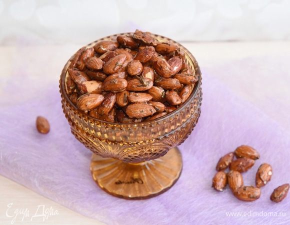 Какие же стоят ароматы на кухне. Я и не знала, что розмарин так пахнет ёлкой. Как будто опять празднуем Новый год! 

Угощаемся!