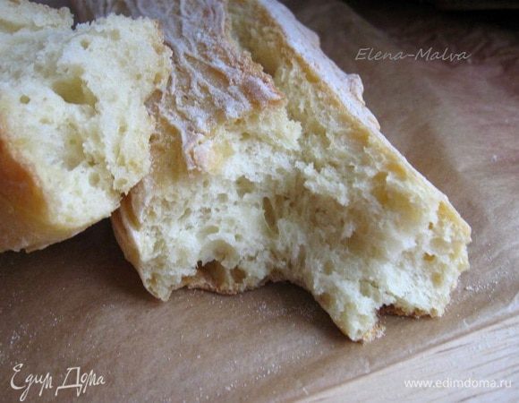 Через 30 минут можно есть. Так выглядит разлом после выпечки.