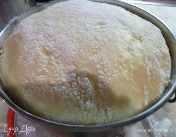 Накрываем полотенцем и даем подойти, где-то 1-1.5 часа.