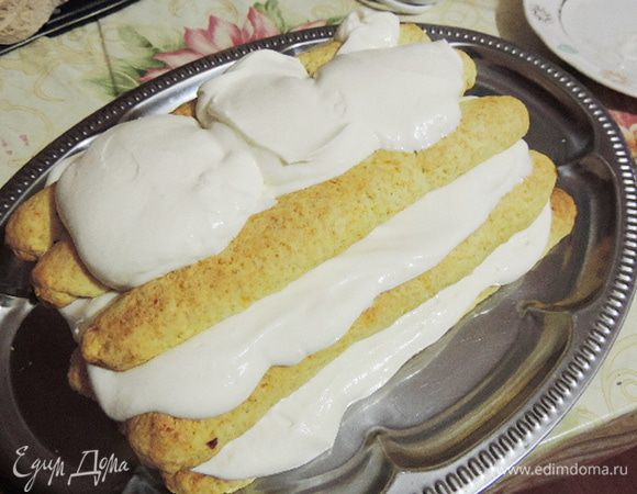 Затем опять 3 трубочки, крем.