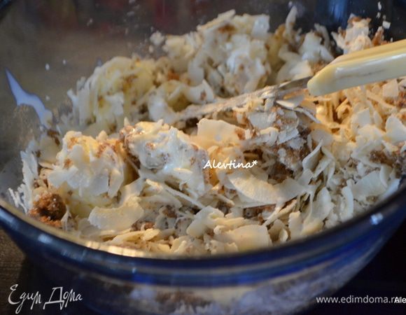 Приготовим глазурь. Смешать все ингредиенты, масло должно быть размягченное. Коричневый сахар 1/3 стакана.