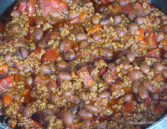 Добавить фасоль и готовить ещё 5 минут.