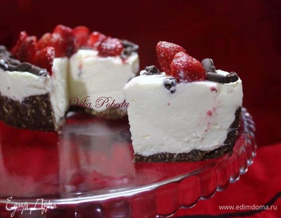 И даже "ленивый" (делала на днях с домашним сыром) http://www.edimdoma.ru/retsepty/72102-lenivyy-chizkeyk