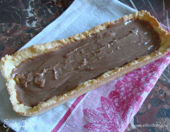 Вылить ирис в песочную форму. Охладить.