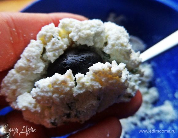 Катаем аналогично все 5 шариков или 6, как получится!