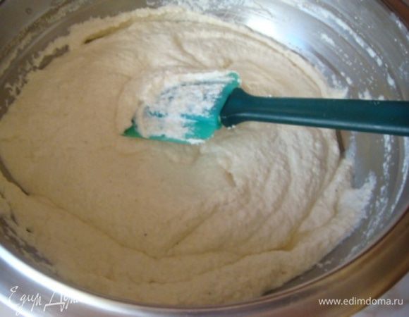 Стакан 250 мл. 
Кефир и манку перемешать. Оставить на 1-2 час.