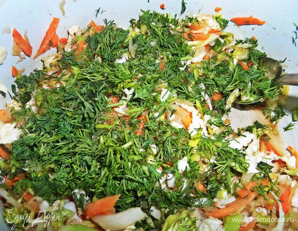 Это укроп добавлен, но можно любую зелень.