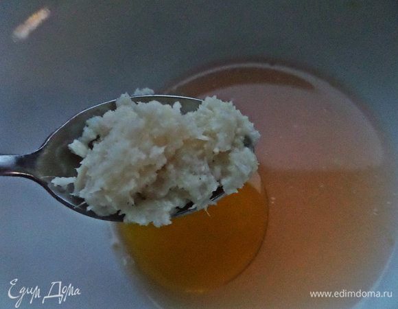 Хрен люблю добавлять в салаты.