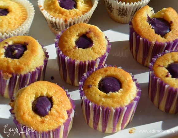 Начинить наши пирожные.