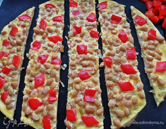 Разрежем на порции. Сегодня захотелось нарезать полосками)