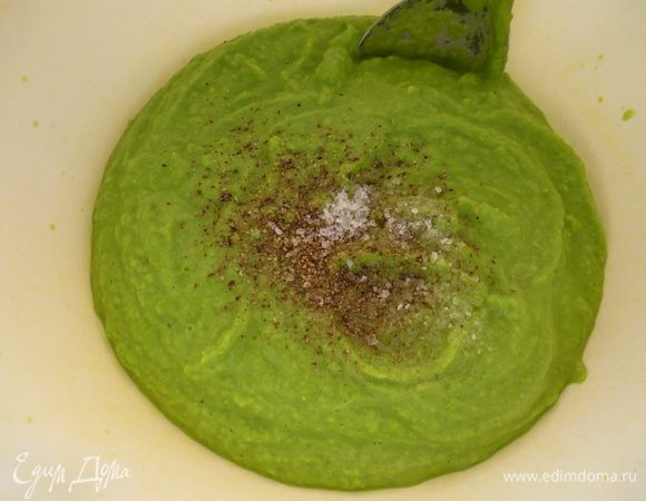 Солим и перчим по вкусу.