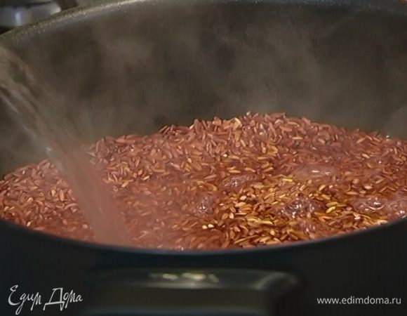 Рис отварить согласно инструкции на упаковке.