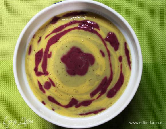 Выливаем в хаотичном порядке в подходящую емкость объемом около 1 литра.
