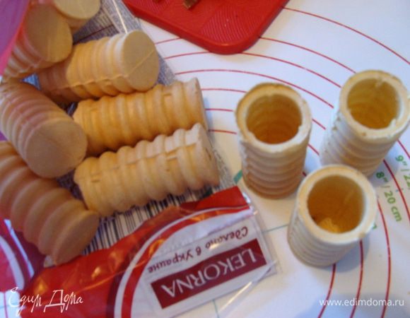 Вафельные трубочки (пресные), у меня упаковка по 38 г.
