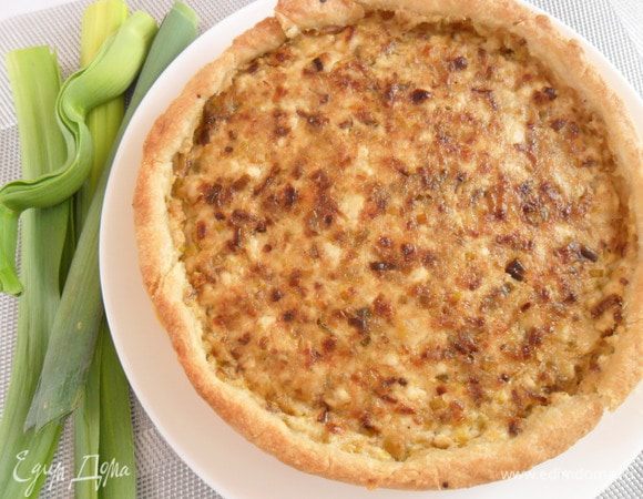 Выпекать пирог при температуре 180С 30-35 минут.