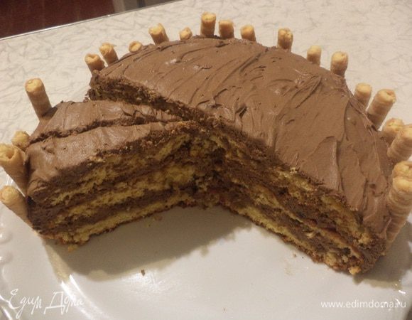 А вот торт в разрезе. Угощайтесь!