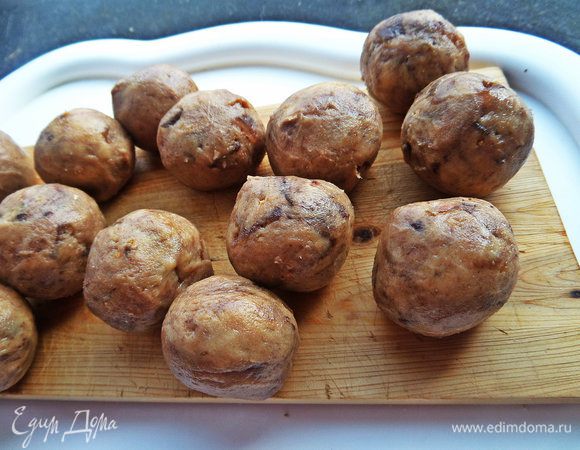 Да, вот они заготовочки, получилось 19 конфеток.