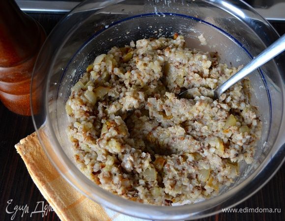 Перемешать и посолить, поперчить по вкусу, от души! 