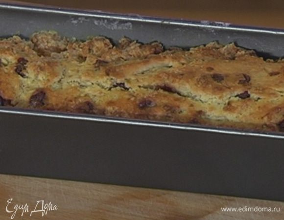 Выпекать хлеб в разогретой духовке 30–35 минут.