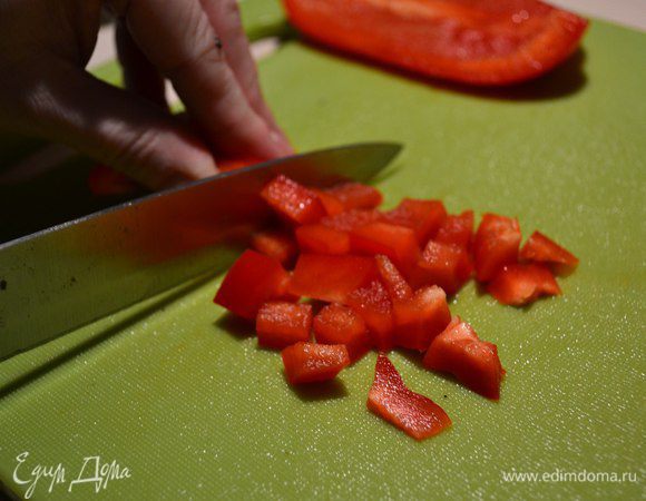 С перцем поступаем также.