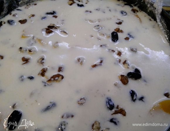 Ставим в холодильник на 3 часа до полного застывания. Хотя он у меня застыл быстрее. Фруктов лучше класть больше. Я сделала вывод, что лично для меня их маловато, но на вкус и цвет... Лучше слои фруктов чередовать по несколько раз.