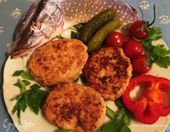 Никита Сергеевич предпочитал с огурчиками солеными, но вы можете с чем угодно.