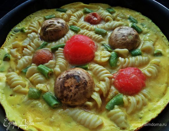 Закрываем крышкой и держим на огне минут 7-10. Можно запечь в духовке!