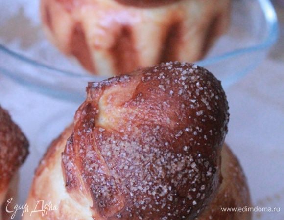 Если вы еще не готовили подобную сдобу - очень советую! Вот какие замечательные булочки с помпонами у нас получились! А чтобы лучше рассмотреть бриоши - кликните на фото.