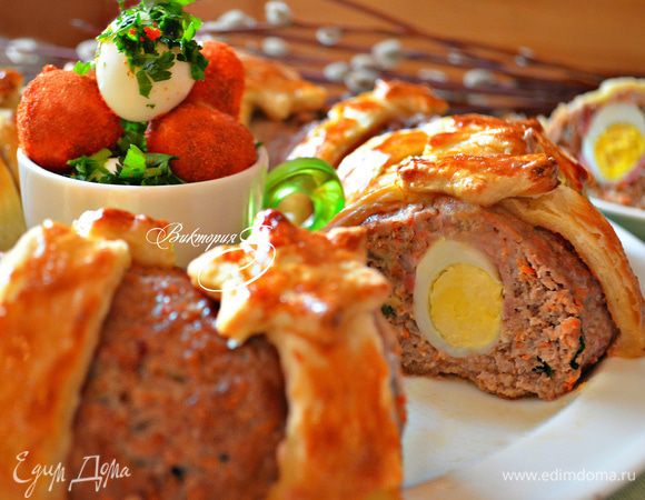 Угощайтесь! Светлой вам Пасхи!