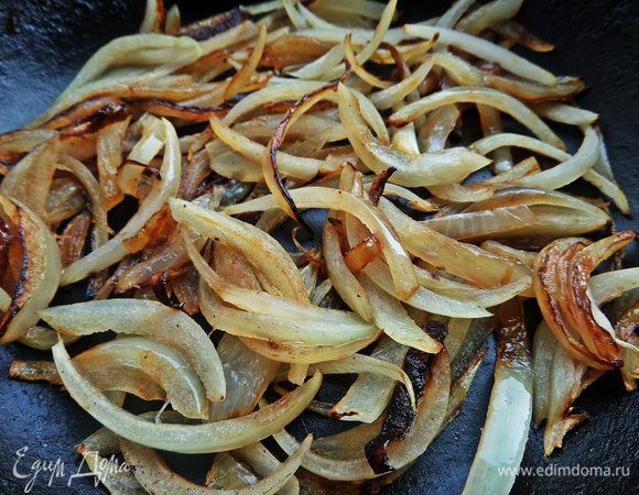 Обжарить на постном масле.