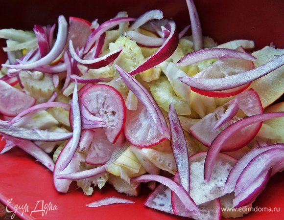 Лучок разобрать по верху.