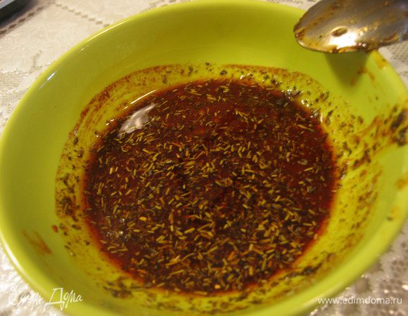 Для соуса смешать все ингредиенты.