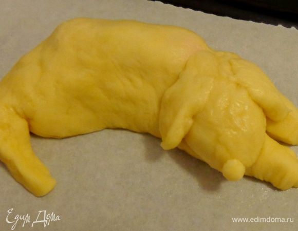 Еще был у меня другой дизайнерский проект, но он не удался, потому что тесто очень здорово подходит и получился из него не дог, а толстая хрюша.