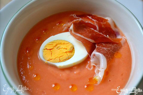 А здесь можно найти рецепт еще одного вкусного летнего томатного супа - "Сальморехо"! http://www.edimdoma.ru/retsepty/55335-salmoreho-ispanskiy-sup-salmorejo-holodnye-supy Тоже очень вкусно, хотя, возможно, менее "слим"!
